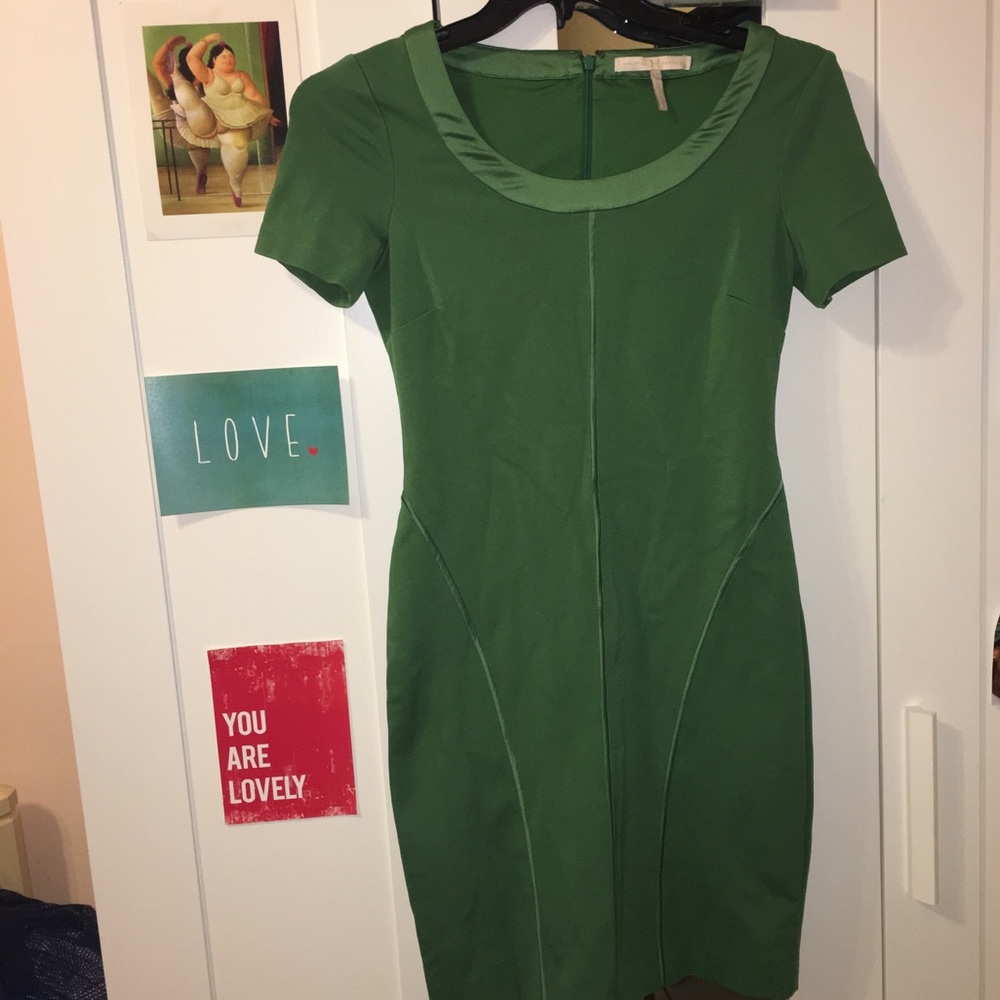 CLOSET CLEAN PUT! Halston Heritage Green Dress